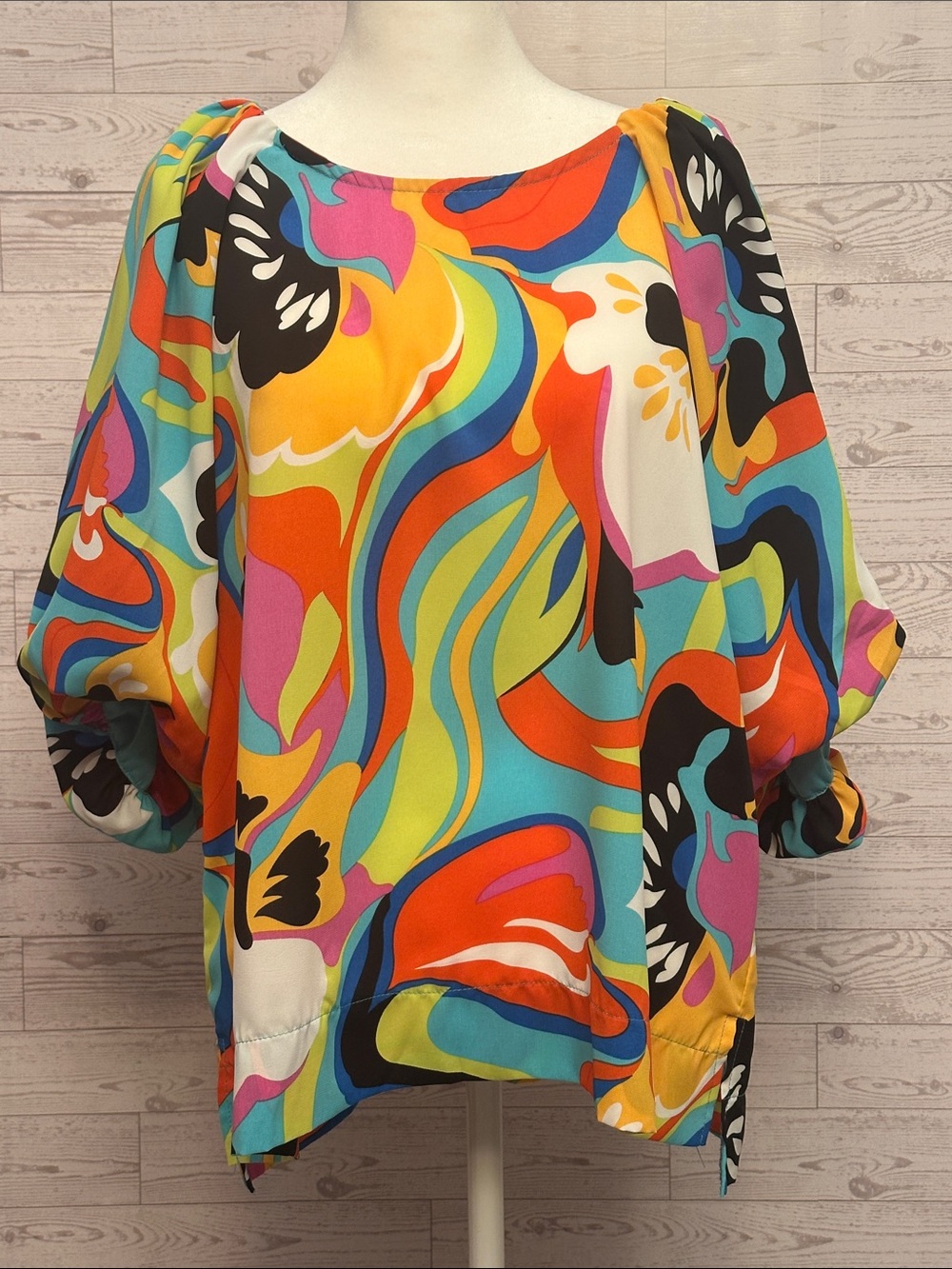 Umgee Multicolor Abstract Floral Puff Sleeve Blouse